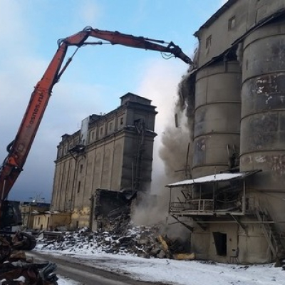 Демонтаж промышленных строений